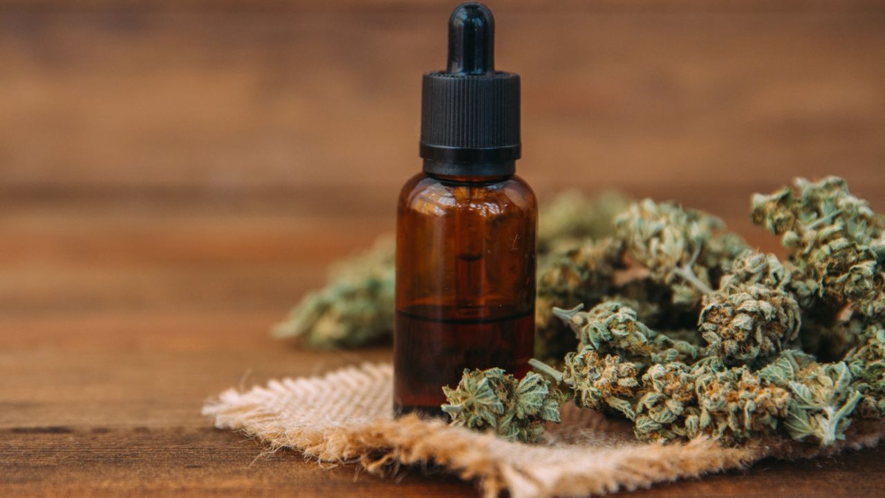 CBD Oil: A Promising Aid in Alleviating Anxiety